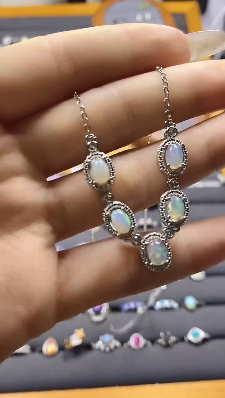 【闪购商品】水晶手链银S925镶嵌        