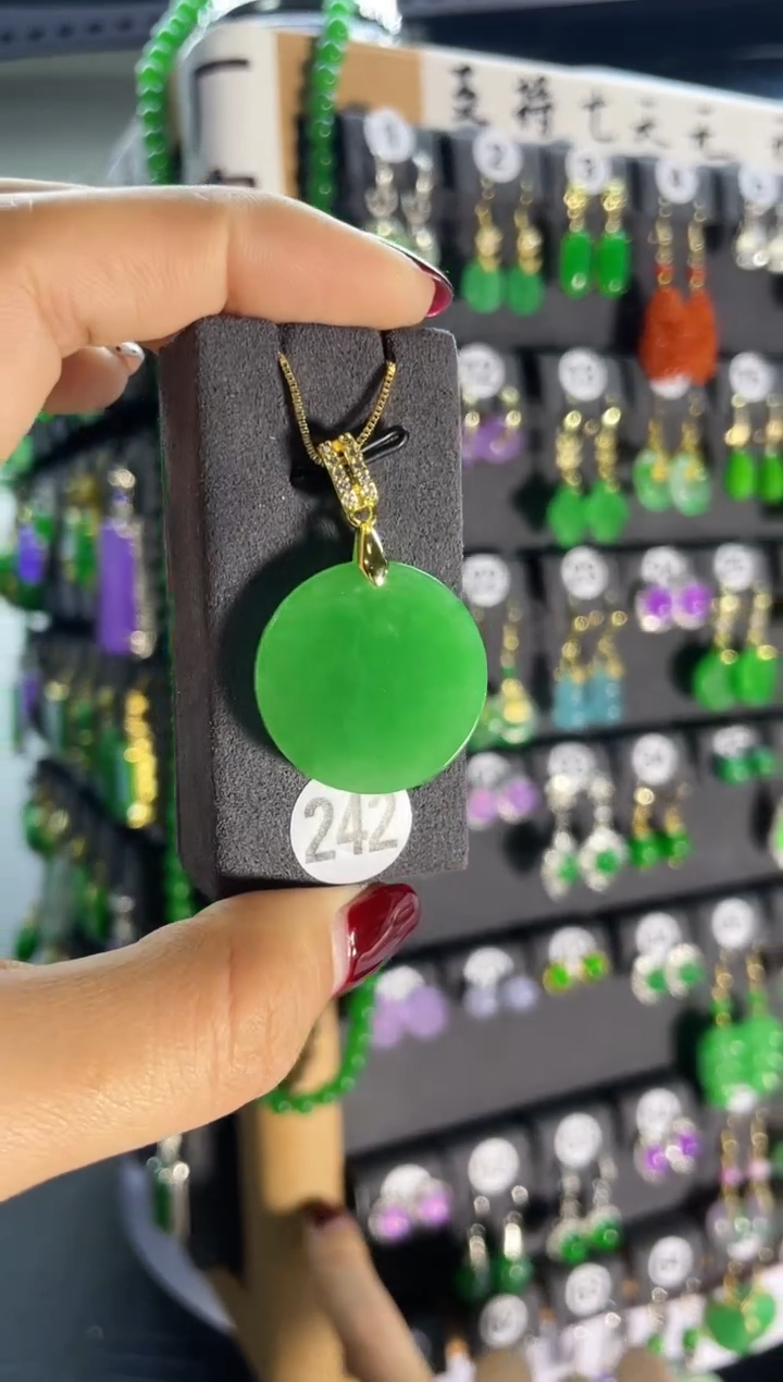 【闪购商品】翡翠耳饰银S925镶嵌242..