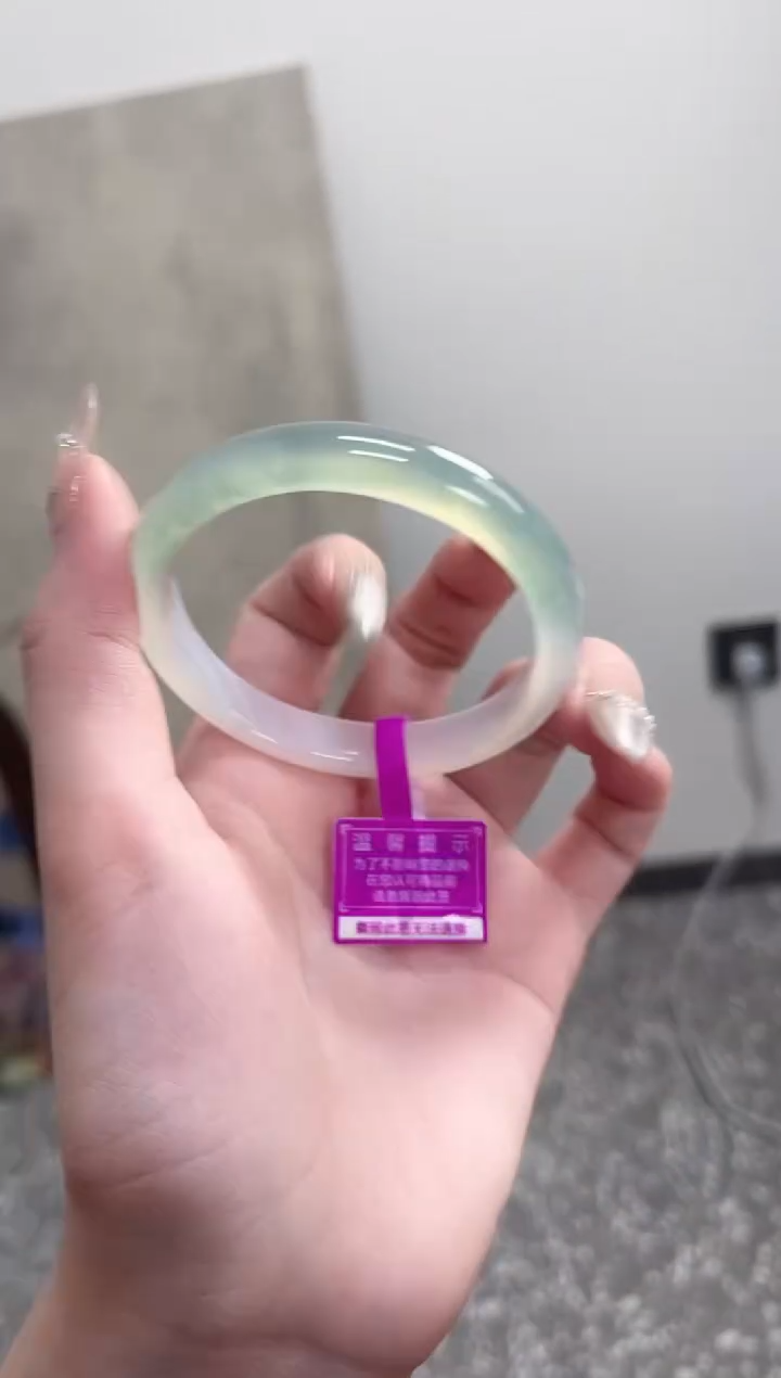 【闪购商品】玛瑙/玉髓手镯未镶嵌53-54圈需要包容