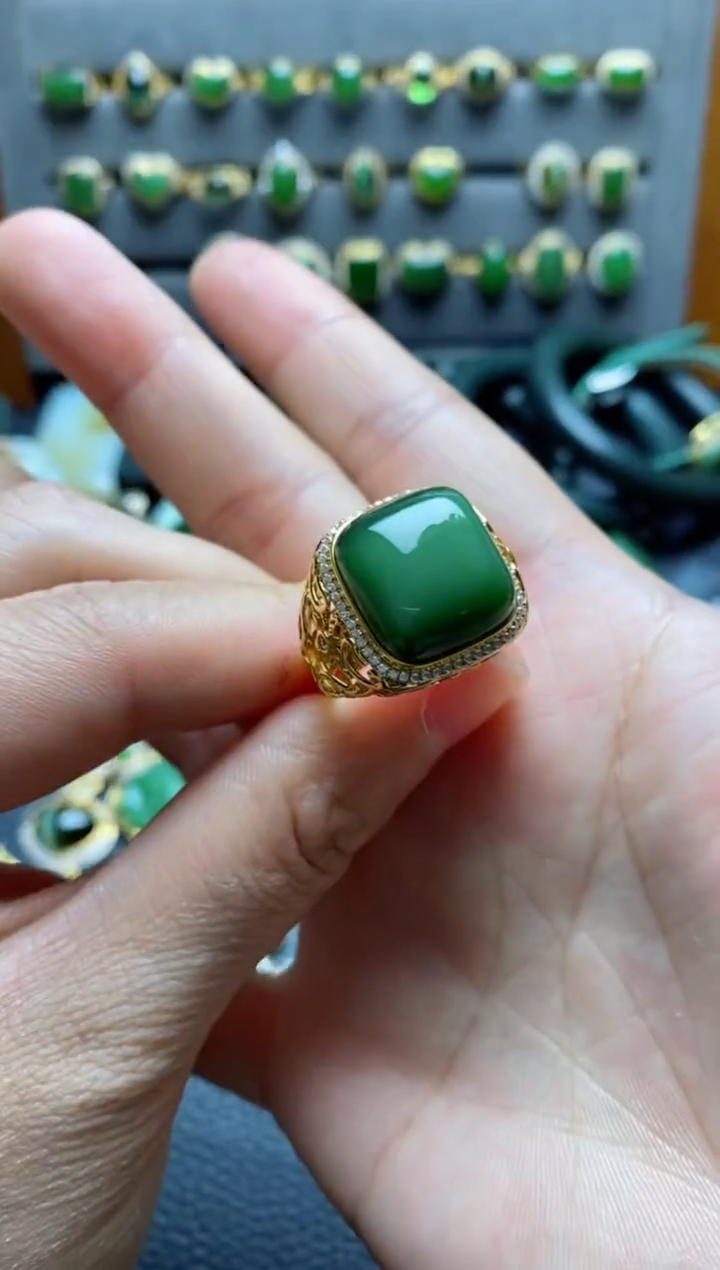 【闪购商品】和田玉男戒21圈口18K金镶嵌戒指