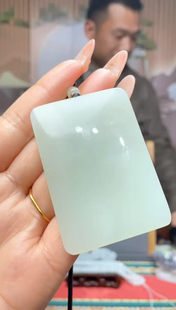 【闪购商品】和田玉颈饰未镶嵌一