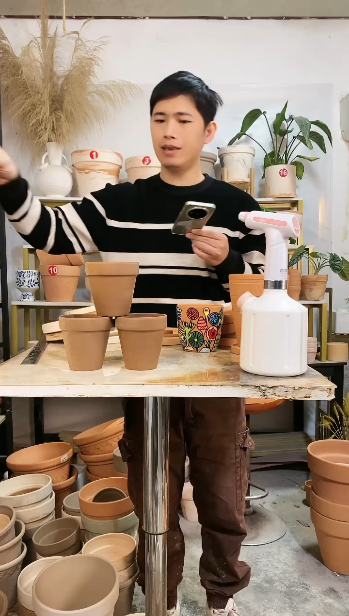 【闪购商品】红陶瑕疵无售后10*10咖啡 3盆无托