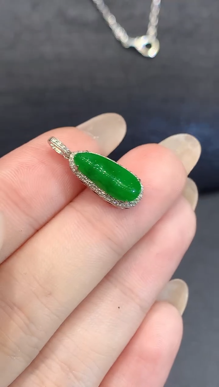 吊坠(不含链)18K金镶嵌翡翠L多样性发其一