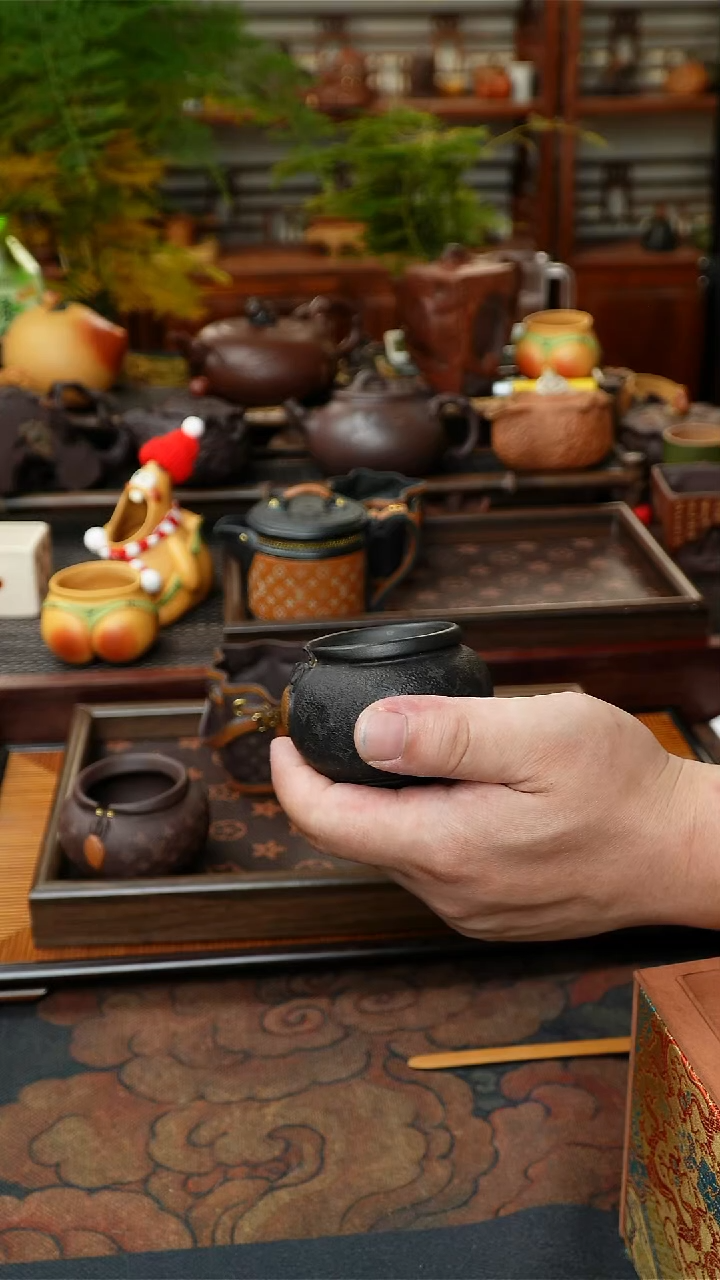 茶壶紫砂紫砂黑包包杯可可爱爱啦