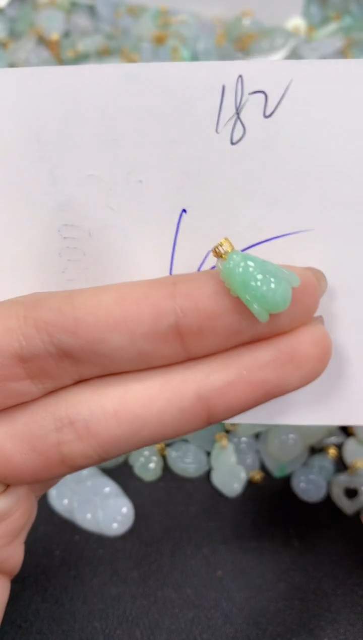 【闪购商品】翡翠颈饰18K金镶嵌 天然翡翠A货