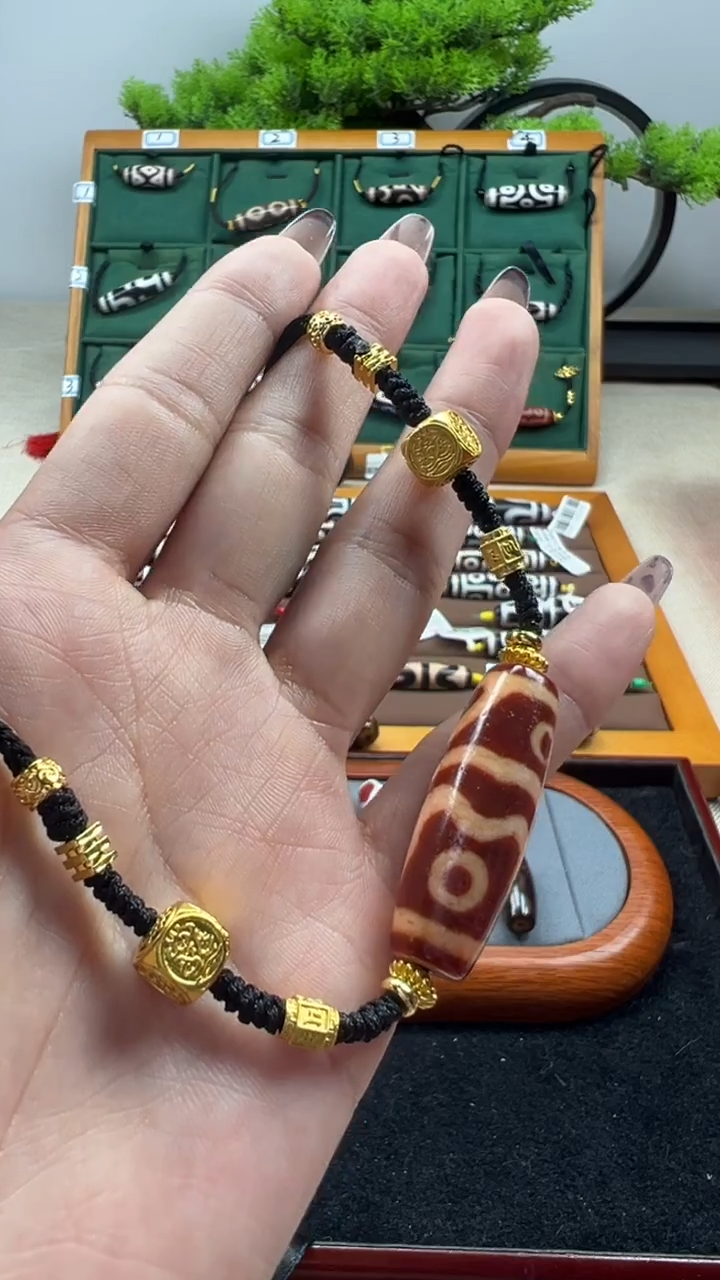 玛瑙/玉髓（覆膜）颈饰合金26.（微瑕）