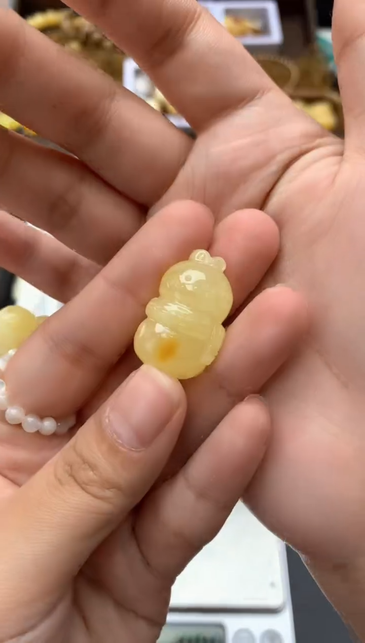 【闪购商品】琥珀珠宝奇石未镶嵌060琥珀蜜蜡小坑花粉介意勿拍