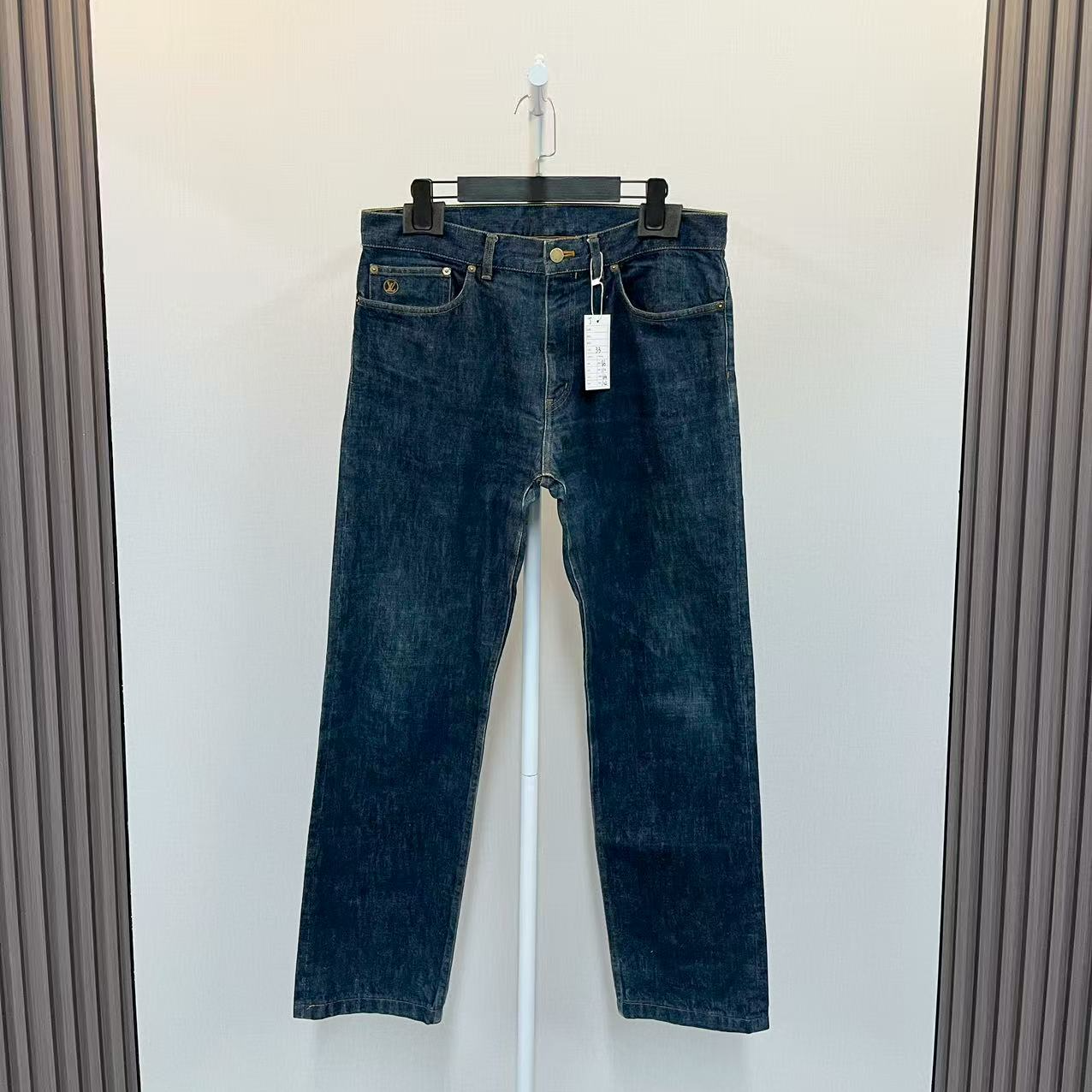 99新 LouisVuitton/路易威登 /水洗蓝皮牌logo牛仔裤长裤/尺码33