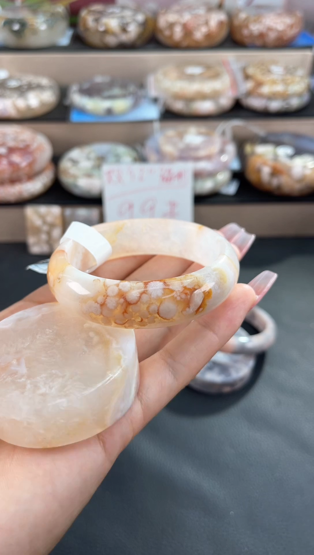 未镶嵌手镯石英质玉52