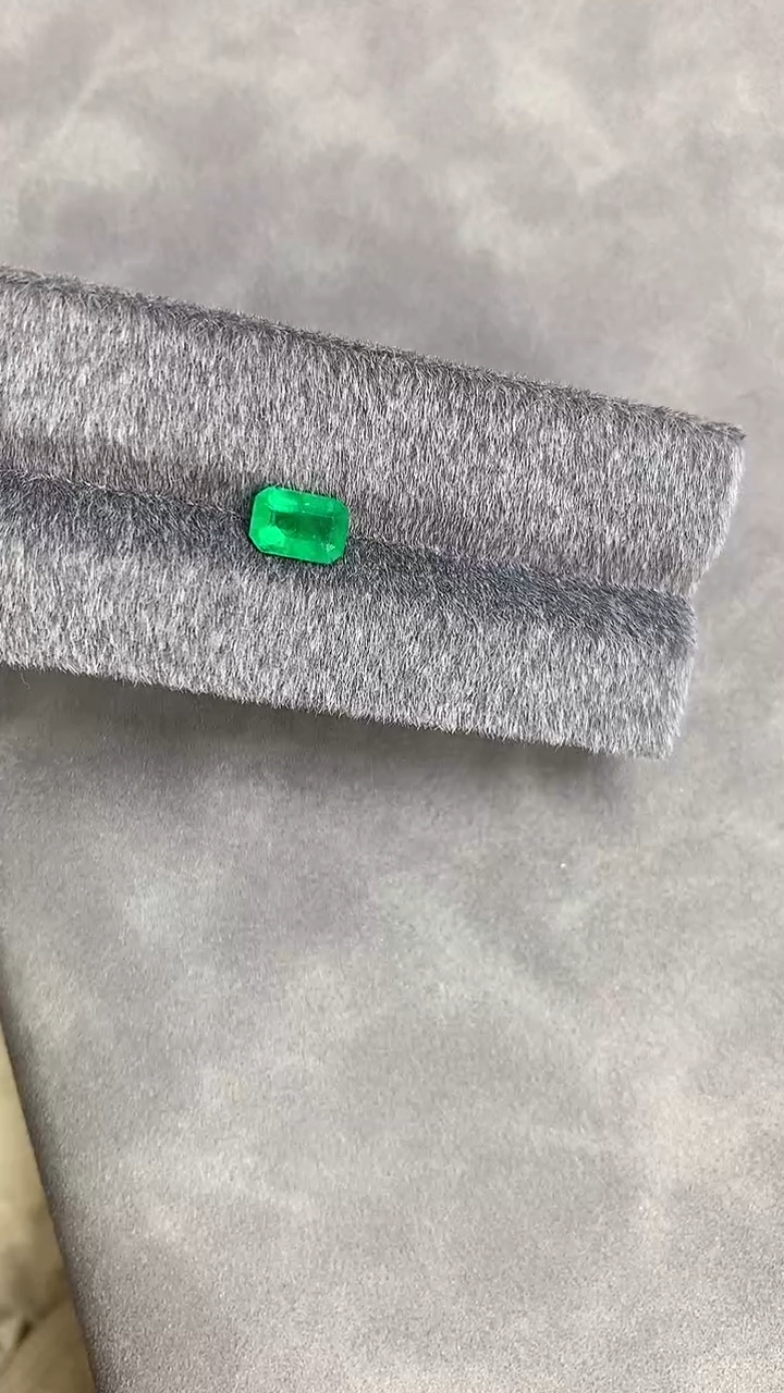 【闪购商品】祖母绿裸石未镶嵌祖母绿裸石1.5ct