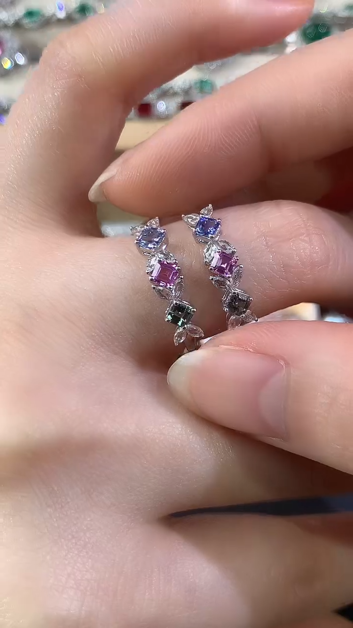 戒指彩色蓝宝石18K金镶嵌多样性发其一D424|1999.9