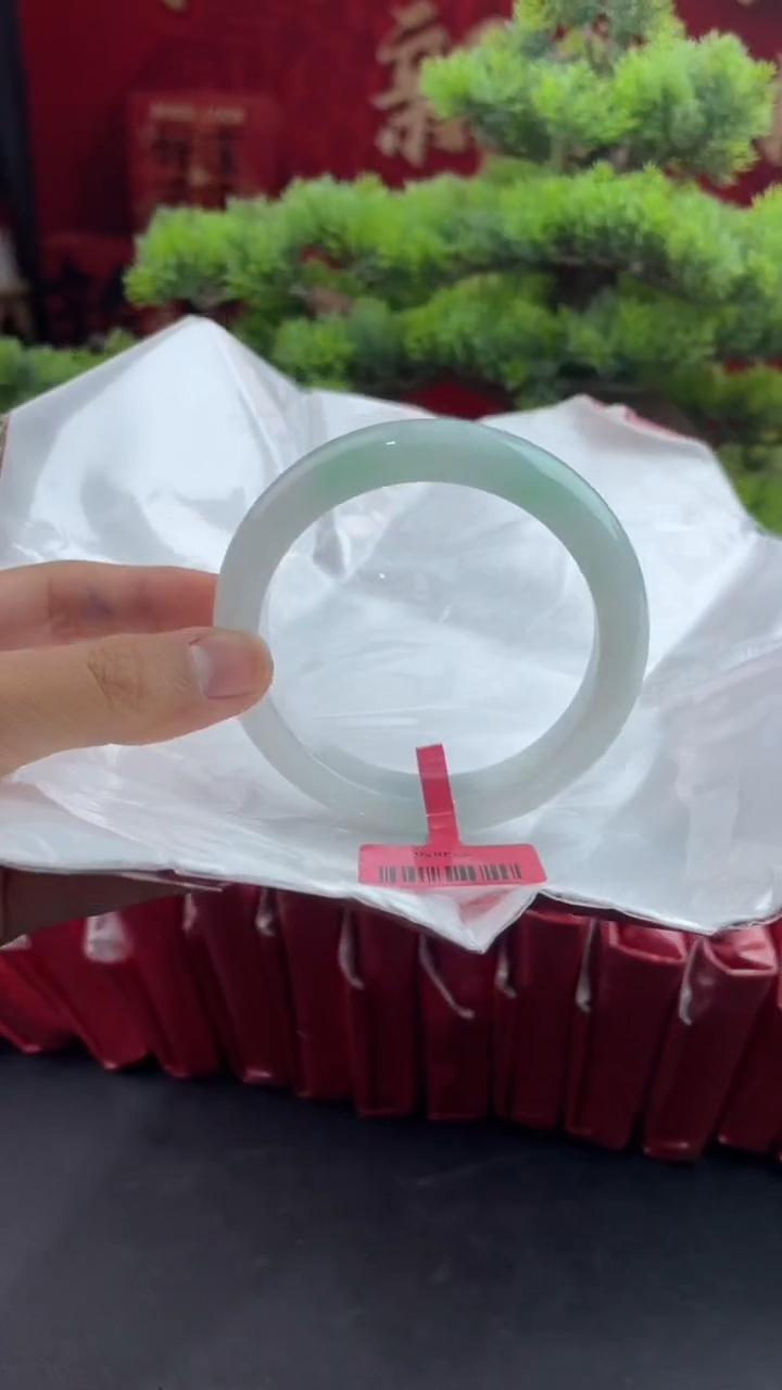 【闪购商品】翡翠手镯未镶嵌翡翠手镯1