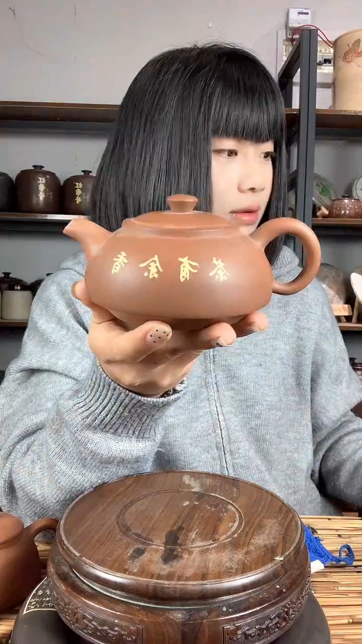 【闪购商品】罐微瑕手工彩填壶