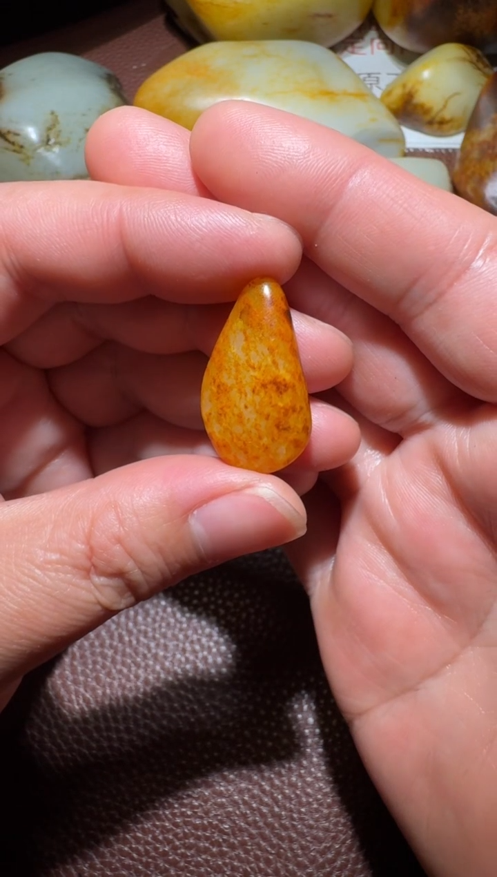 【闪购商品】和田玉原石未镶嵌和田玉