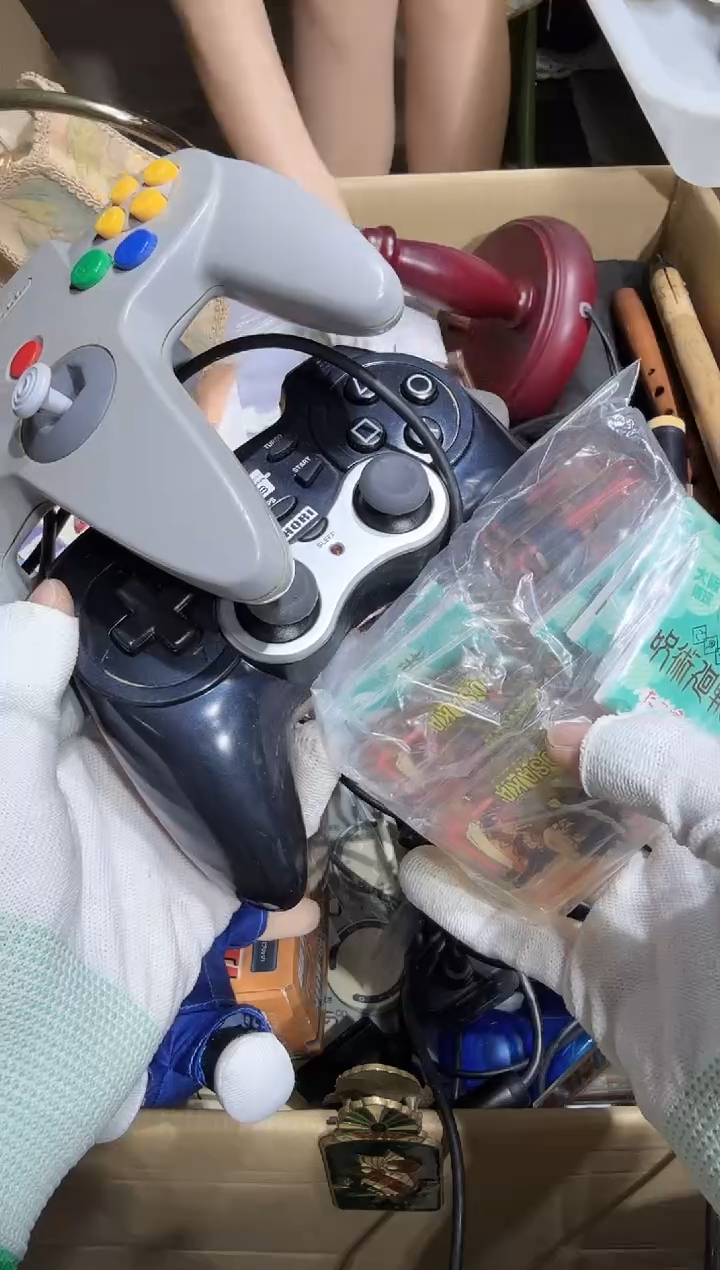 瓷片宿*  340中古商品，瑕疵品，不保好坏。