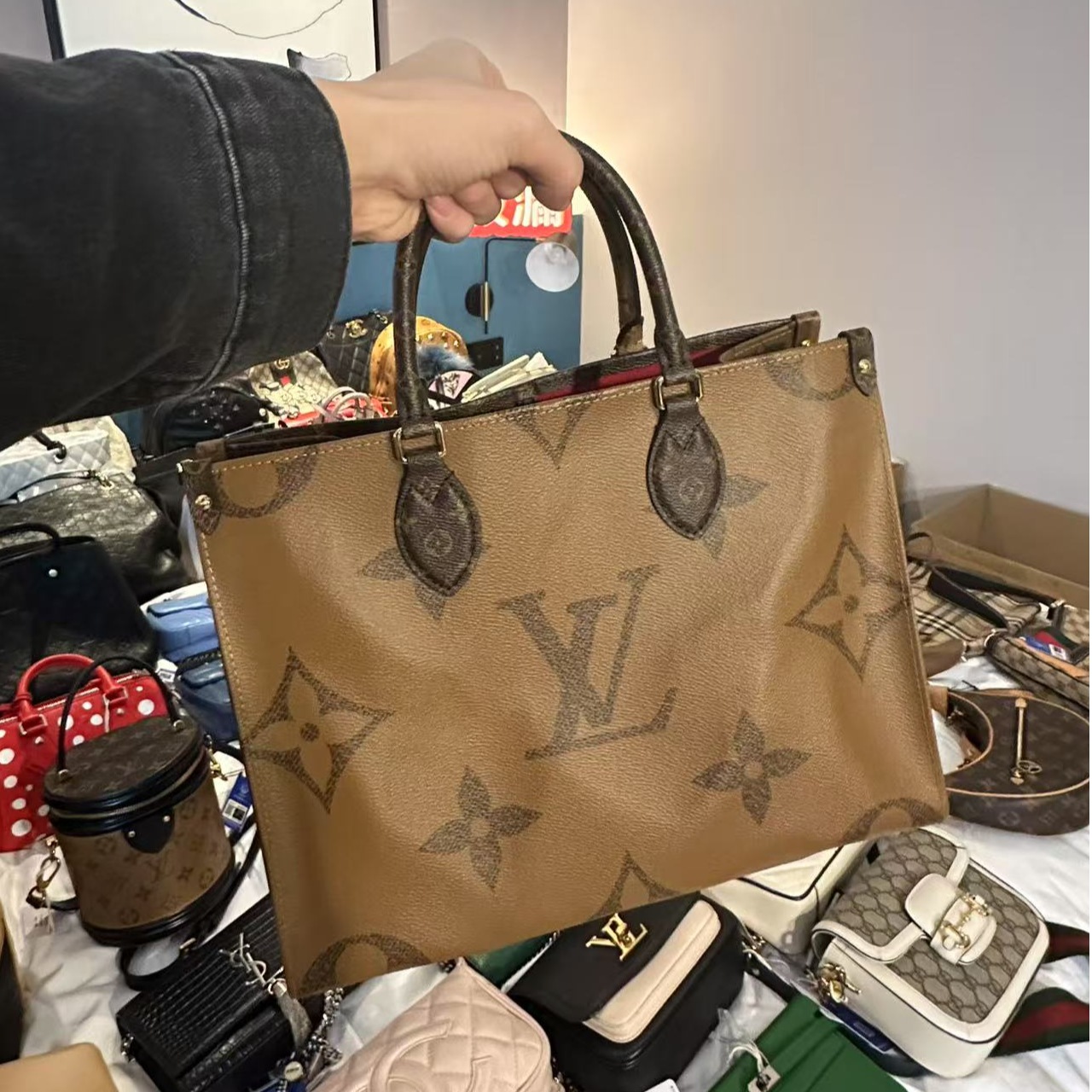 95新 LouisVuitton/路易威登 onthego中号/云海优选