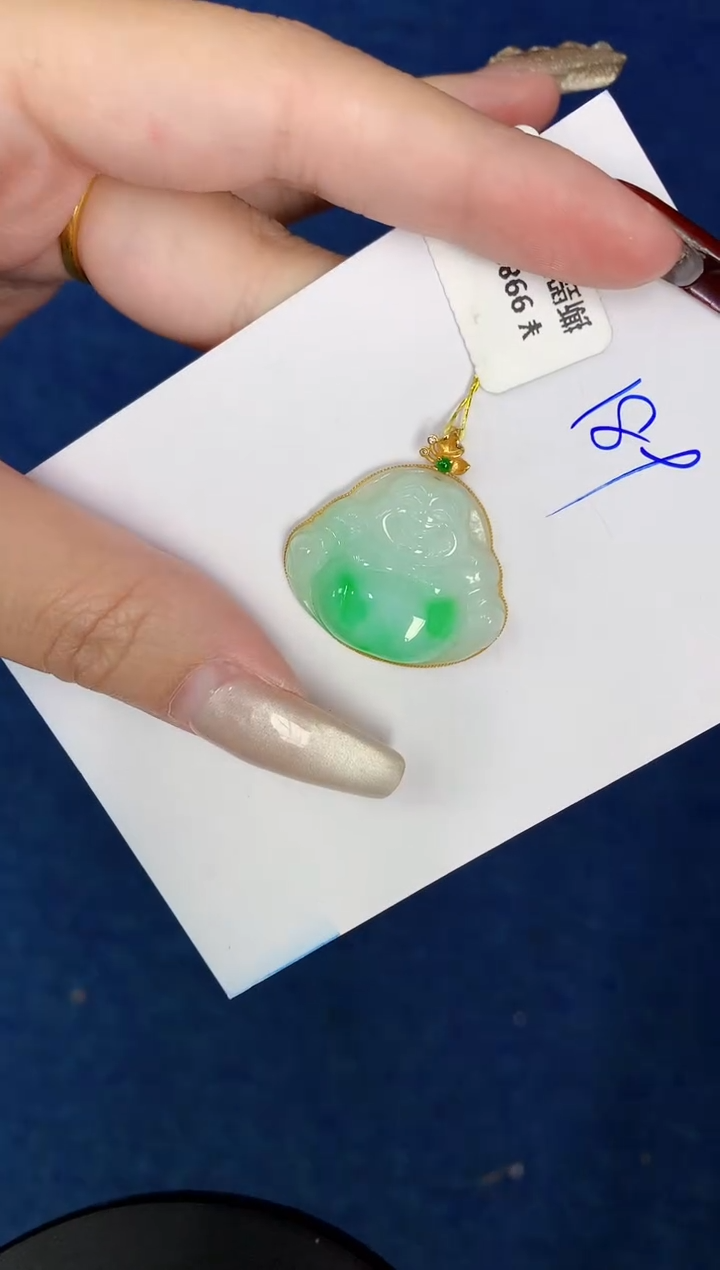 【闪购商品】翡翠颈饰18K金镶嵌0000000000