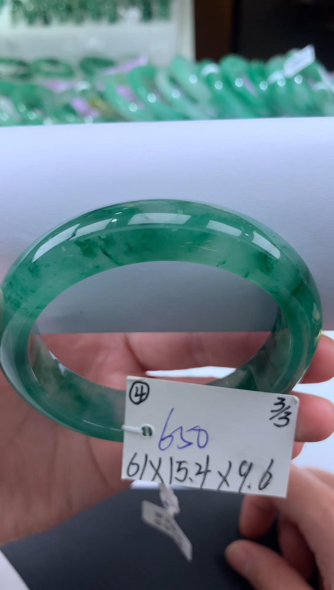 【闪购商品】石英质玉手镯未镶嵌拍下联系小耳机看购买须知！！！