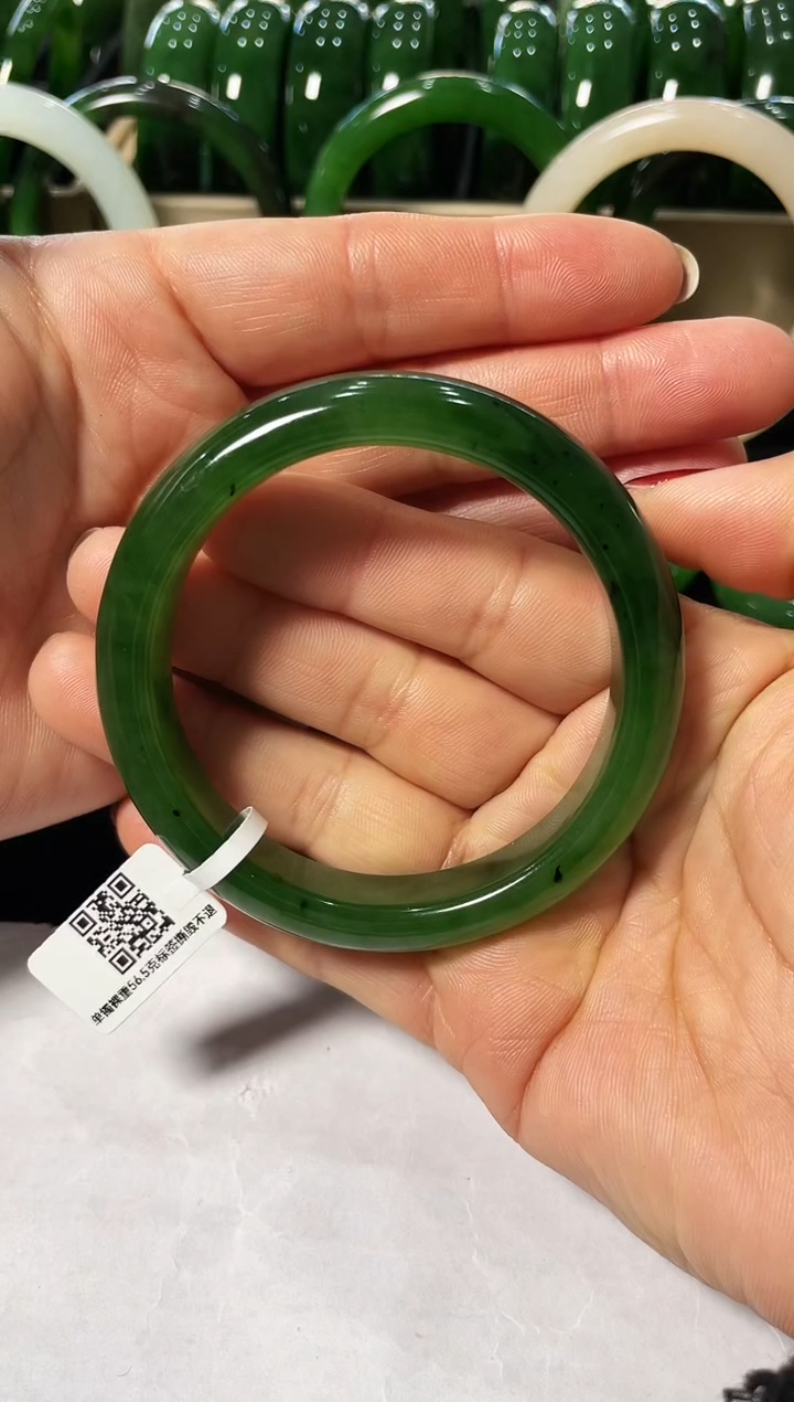 【闪购商品】和田玉（碧玉）手镯未镶嵌碧玉手镯
