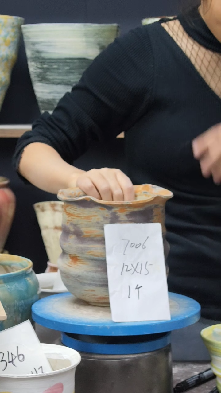 江西景德镇花盆微瑕7006