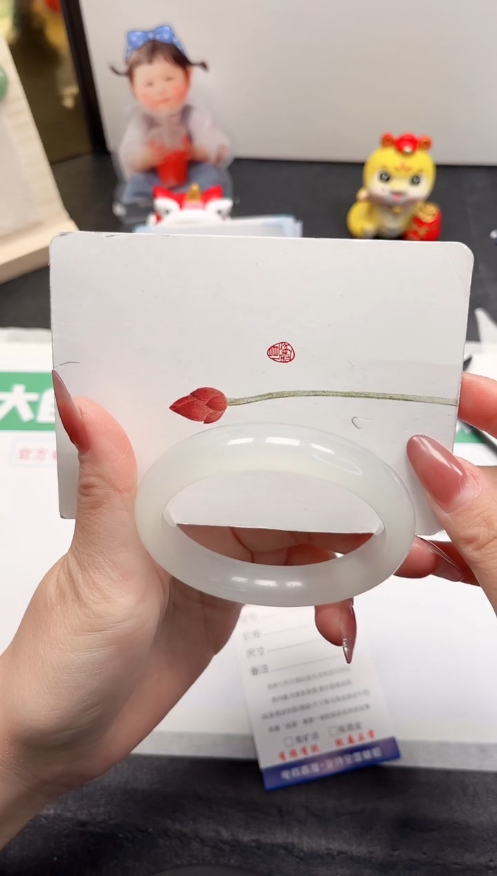 【闪购商品】石英质玉手镯未镶嵌119-60