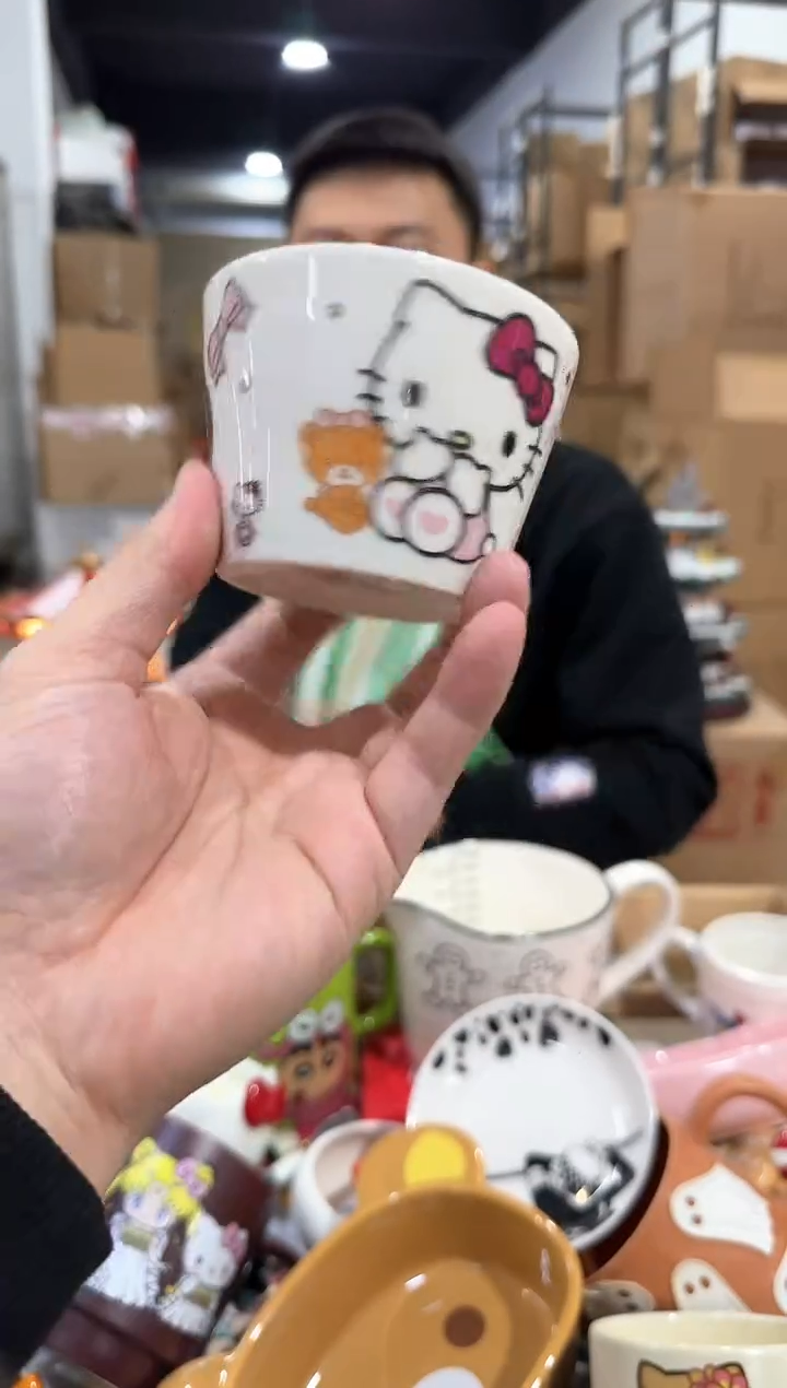 瓷片白色kt猫酸奶杯