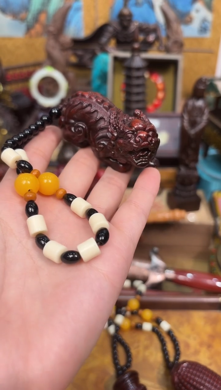 檀香紫檀（小叶紫檀）6凯凯凯凯凯凯凯凯