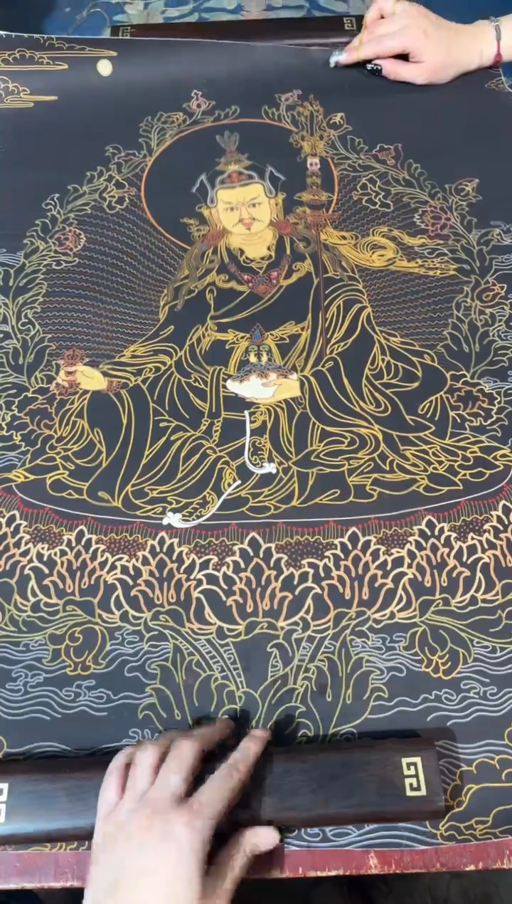 卷轴画龙妹的唐卡tk16