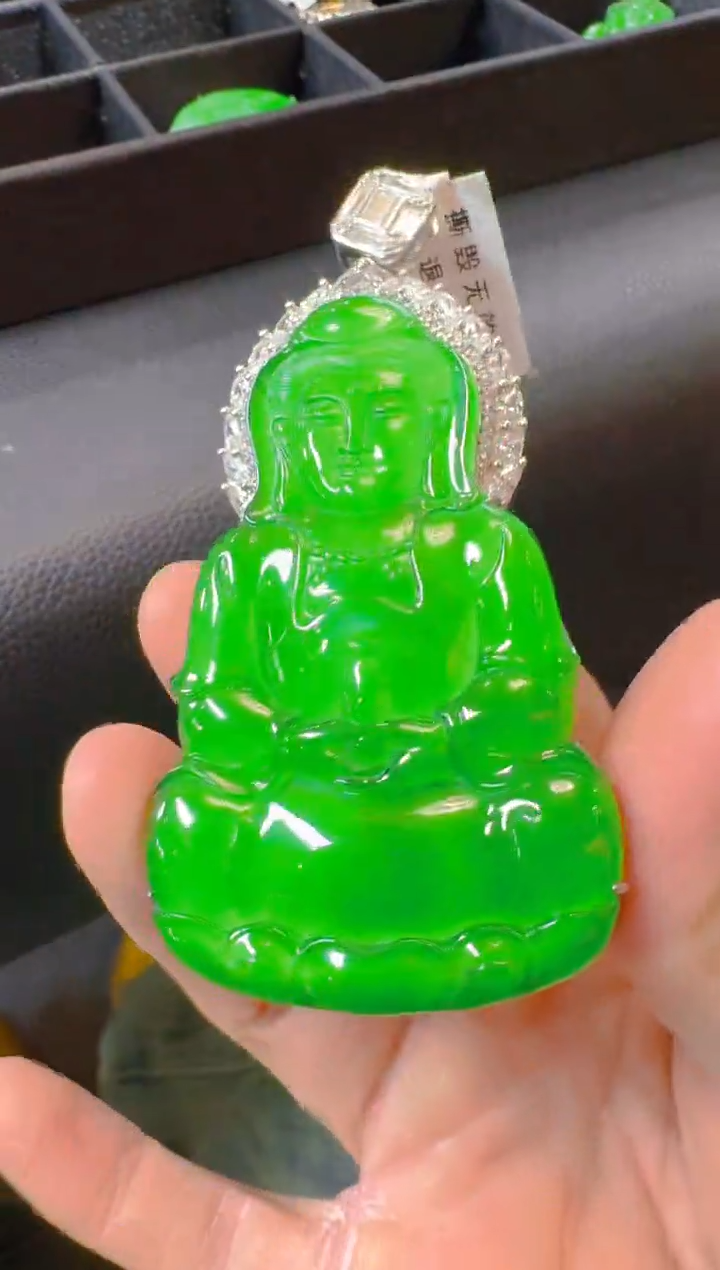 吊坠(赠链)银S925镶嵌翡翠天然A货翡翠