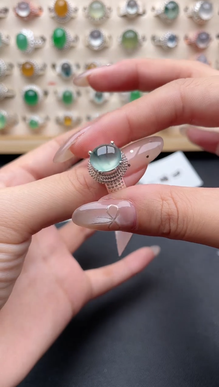 【闪购商品】翡翠戒指未镶嵌一物一证一礼盒