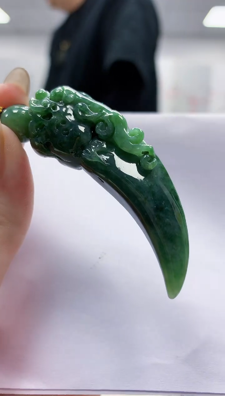 未镶嵌定制翡翠4898jw-毛货挂件84