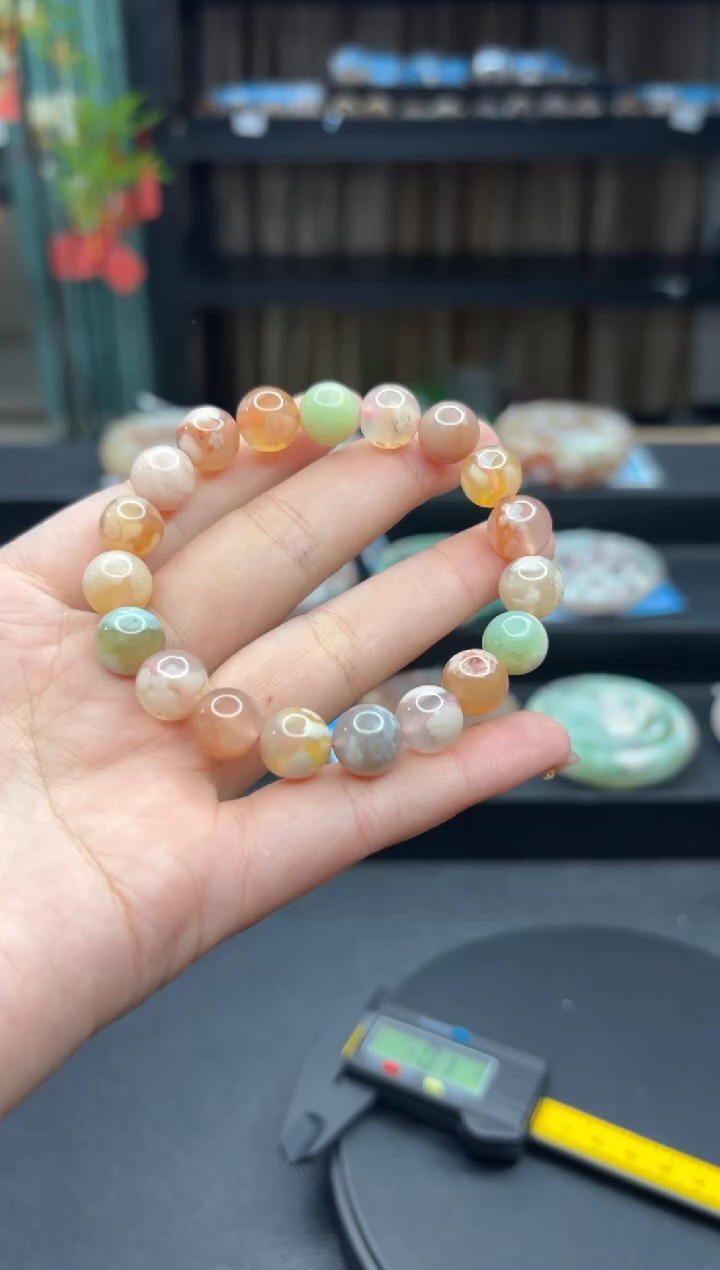 【闪购商品】石英质玉手链未镶嵌25  10MMK