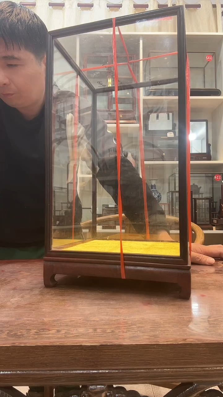 红酸枝木类丢*21*21*35玻璃罩