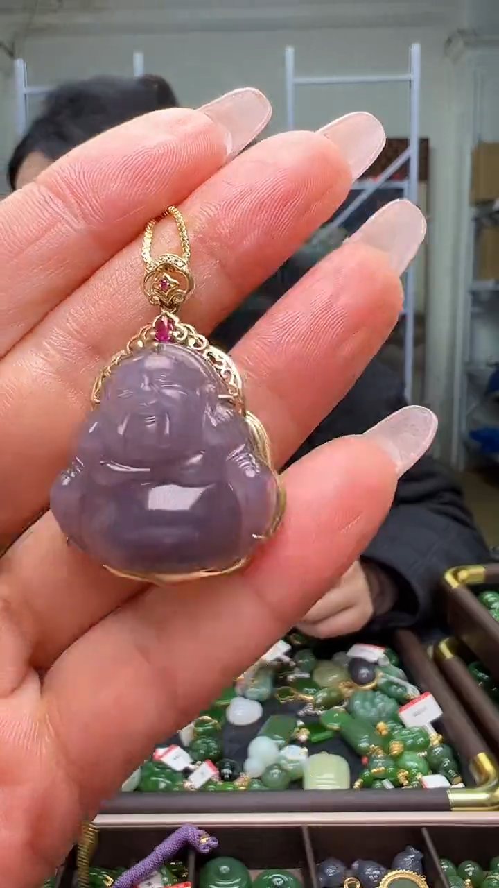 颈饰18K金镶嵌和田玉(多样性发货.发其一)12.24.94