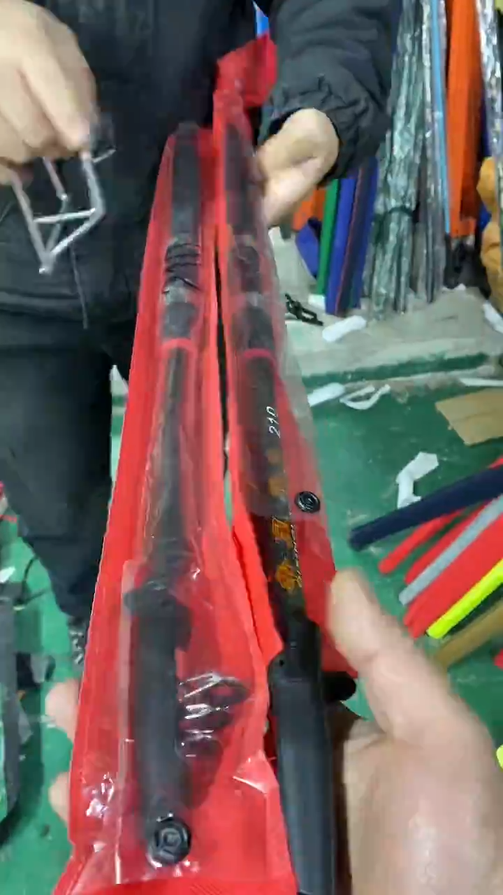 2.1米海竿两根送地插 