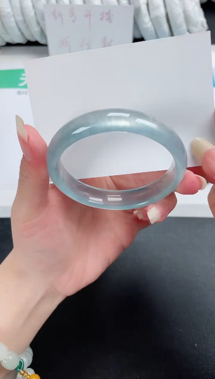 【闪购商品】石英质玉手镯未镶嵌325-58