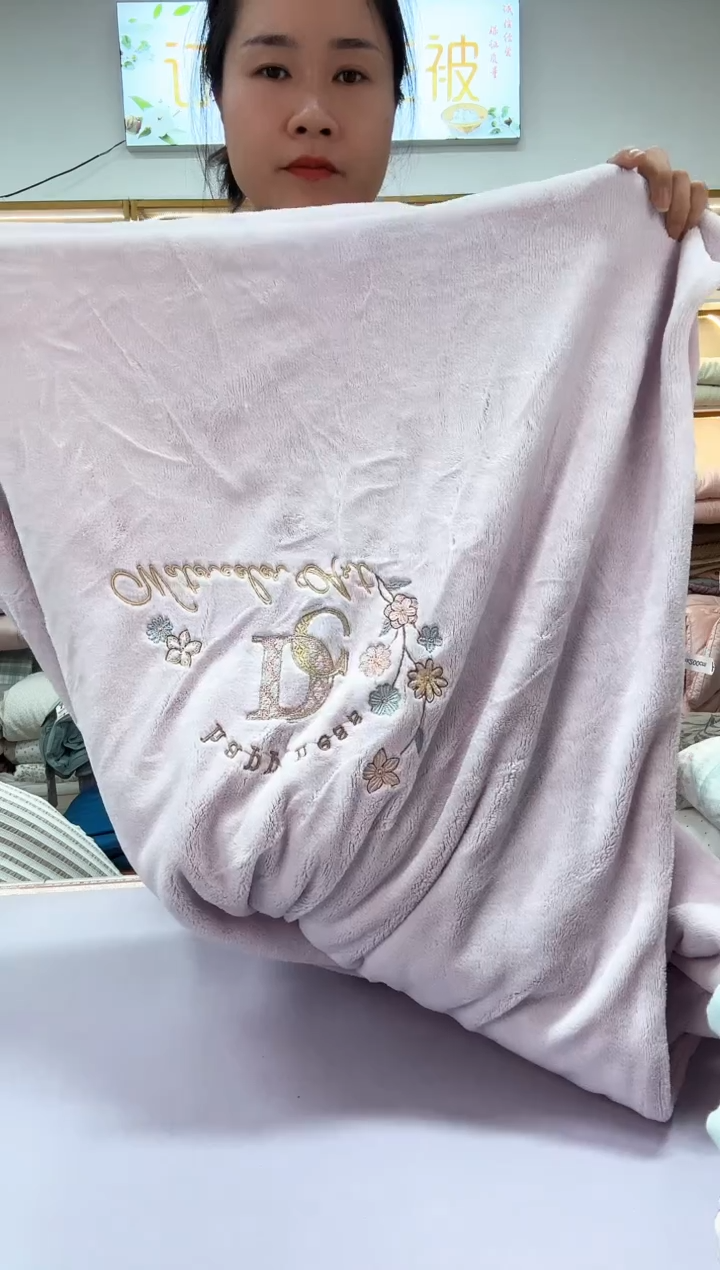 棉绒被套1.5 微瑕