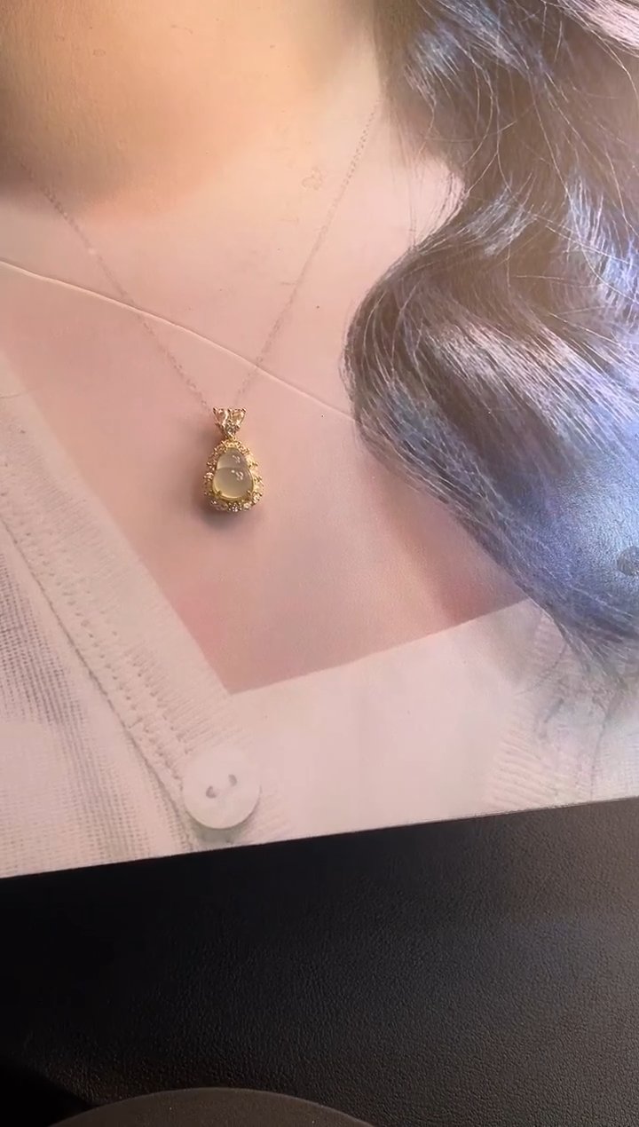 吊坠(不含链)银S925镶嵌翡翠+一条链子