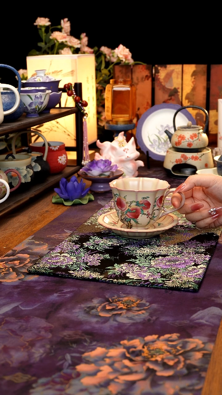 九桃咖啡杯······