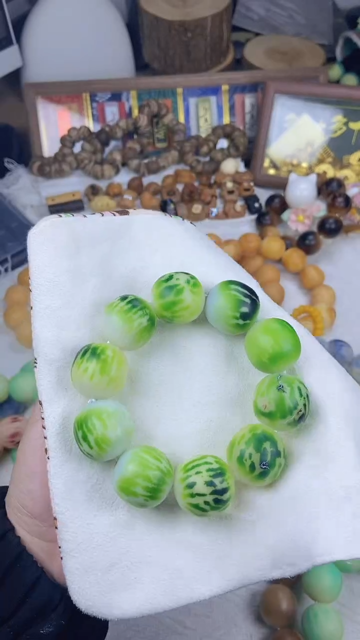 吊坠菩提根/象牙果卡25    大瑕  不退换