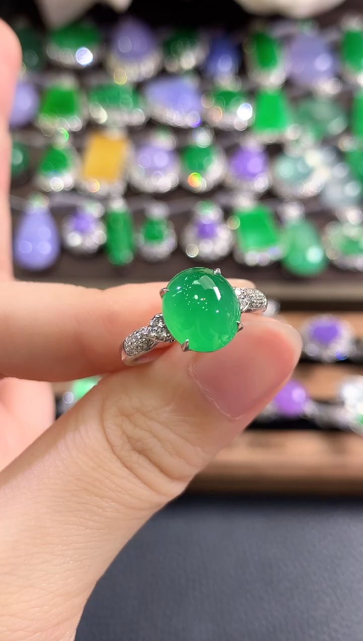 18K金镶嵌戒指翡翠c5    