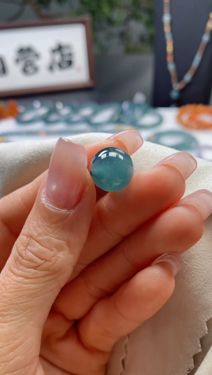 【闪购商品】翡翠颈饰未镶嵌0179695109