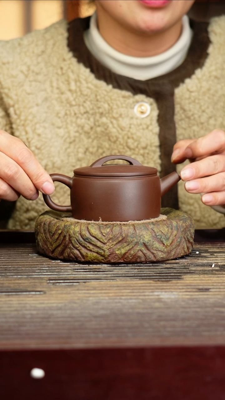 宜兴原矿紫砂壶茶壶宜兴原矿紫砂壶茶壶150C