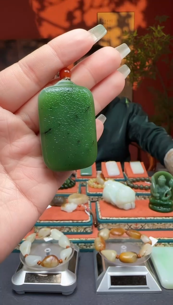 【闪购商品】和田玉吊坠未镶嵌吊坠