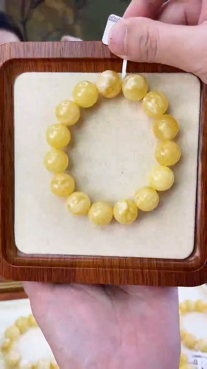 未镶嵌蜜蜡裸石手串