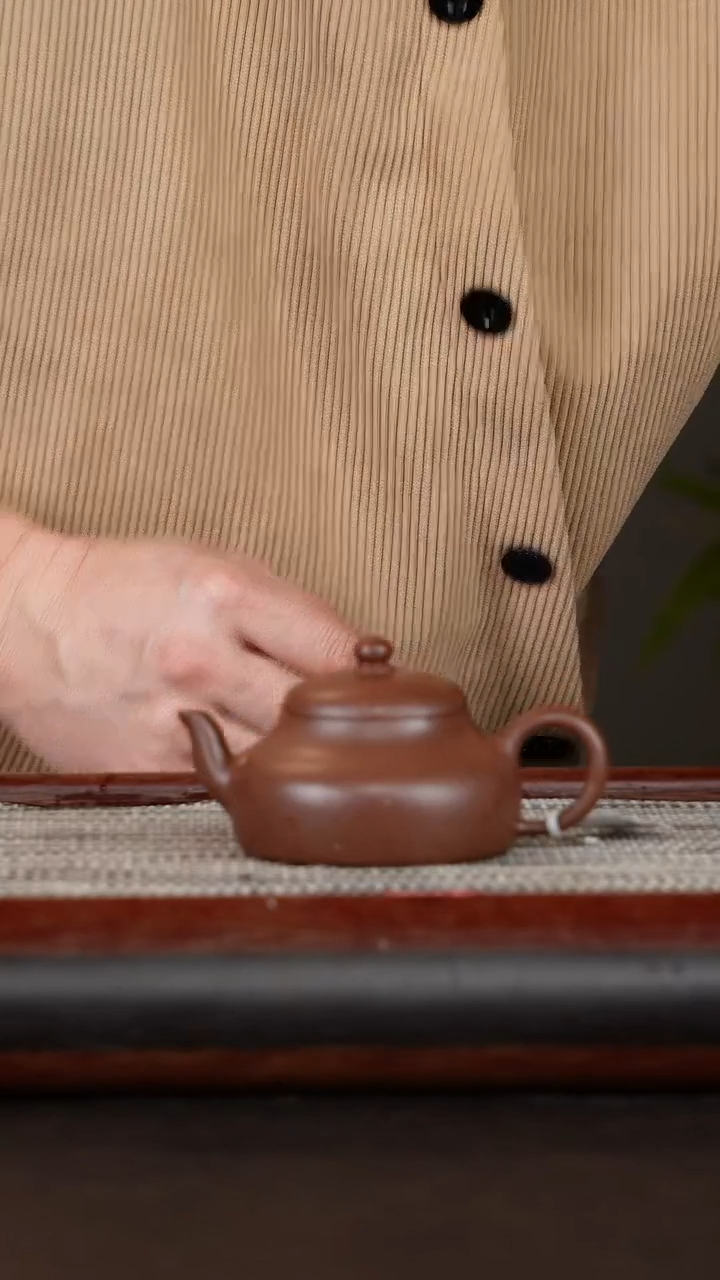 【闪购商品】紫砂茶壶紫砂壶君德紫玉金砂150CC