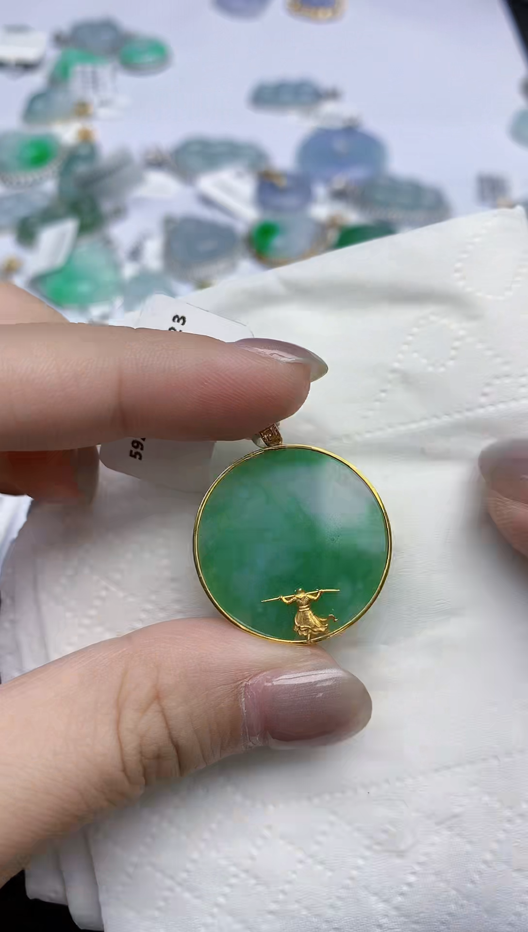 【闪购商品】翡翠颈饰18K金镶嵌天然翡翠A货