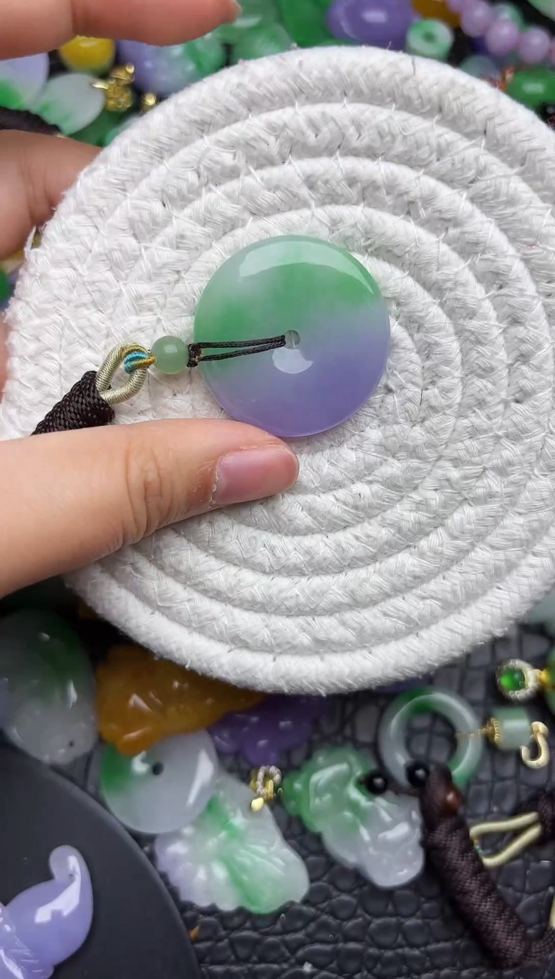 颈饰未镶嵌翡翠缅甸翡翠吊坠