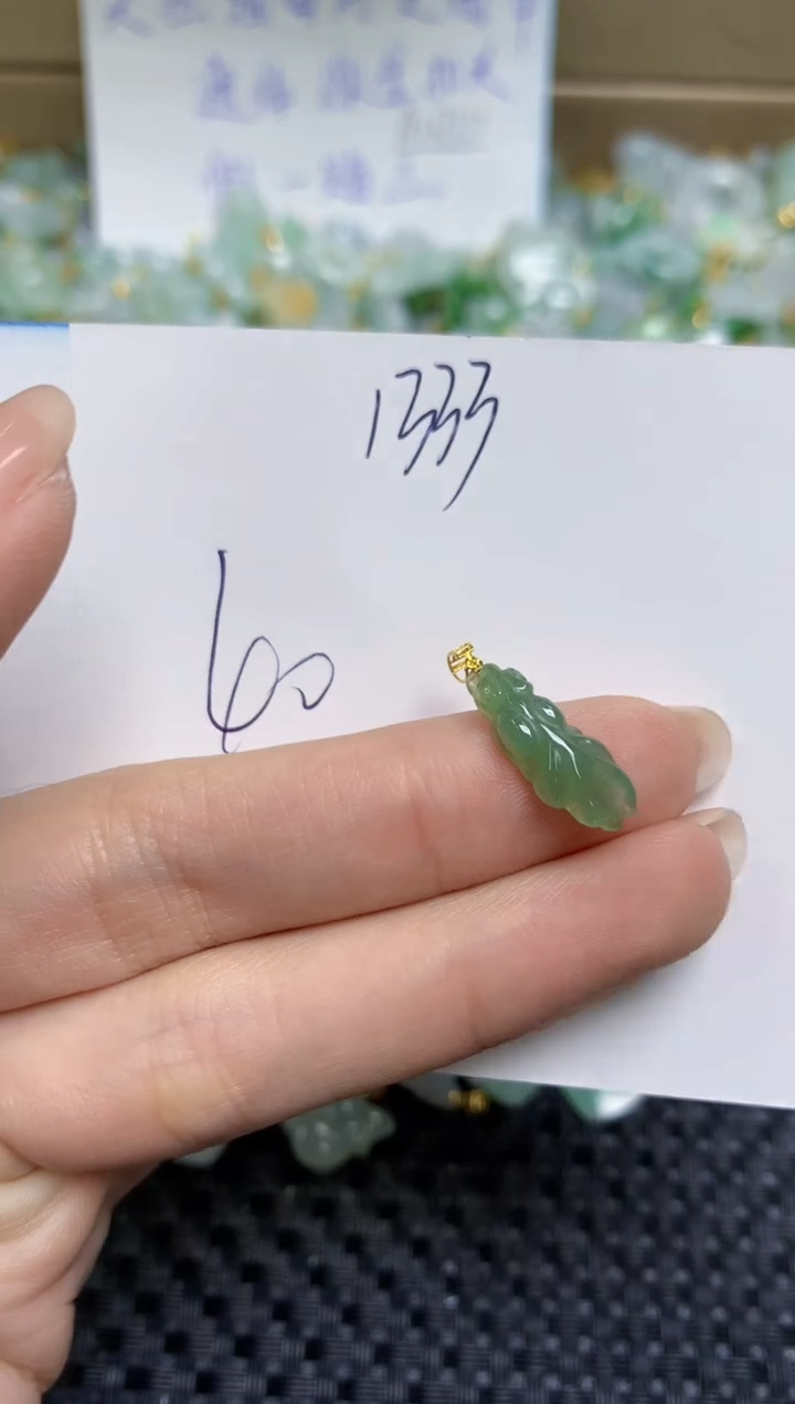 【闪购商品】翡翠颈饰18K金镶嵌天然缅甸A货翡翠