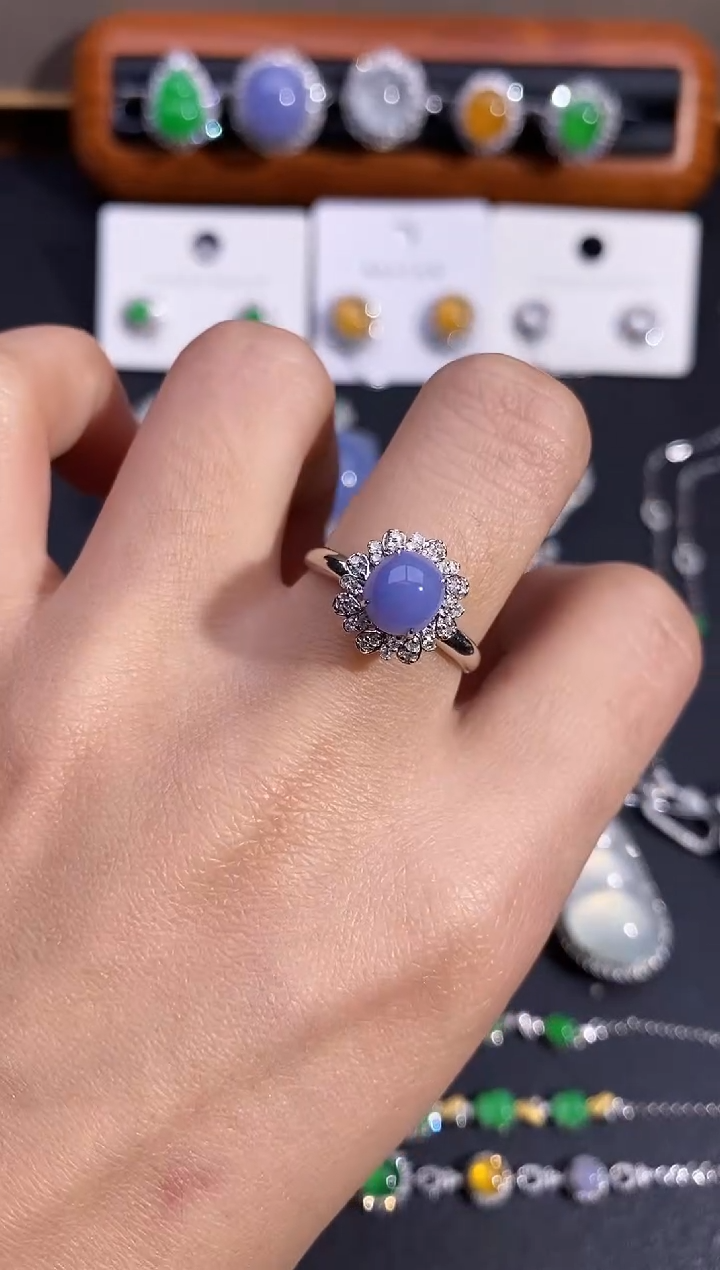 【闪购商品】翡翠戒指18K金镶嵌戒指